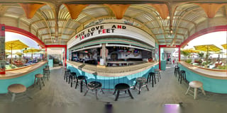 Hammerheads Raw Bar & Grill