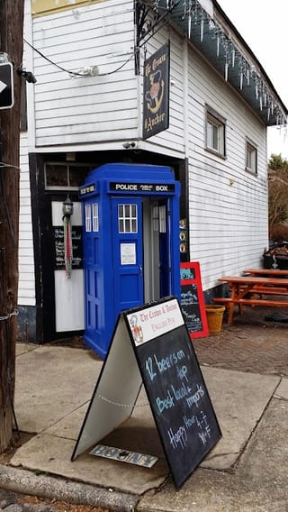 Crown & Anchor