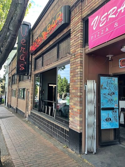 Veras Restaurant