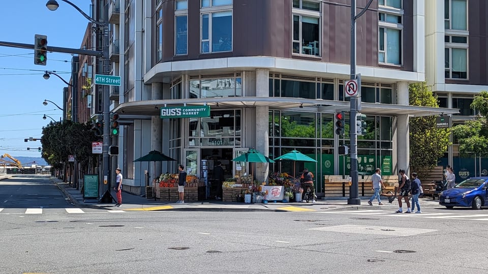 Gus's Community Market