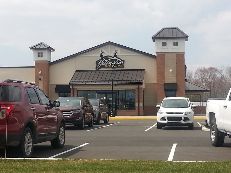 Yellowfins Bar & Grill