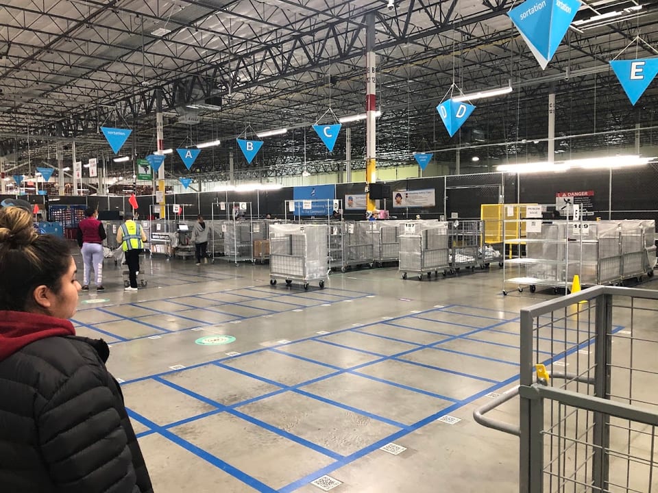 Amazon Fresh Warehouse