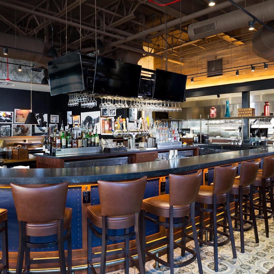 Burtons Grill