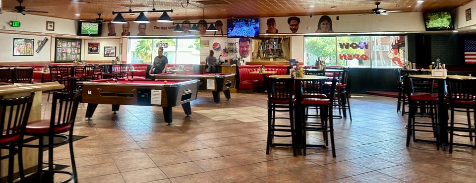 Mad Mikes Bar & Grill