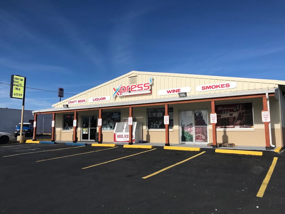 Xpress Liquor And Smokes #15 [30971]