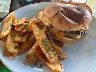 Mckinneys Irish Pub