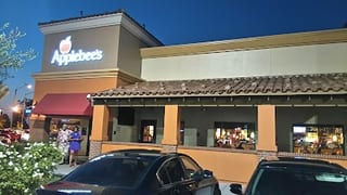 Applebees Neighborhood Grill & Bar
