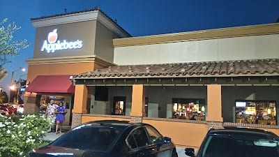 Applebees Neighborhood Grill & Bar