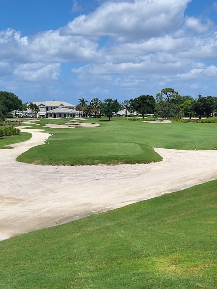 Highland Woods Golf & Country Club