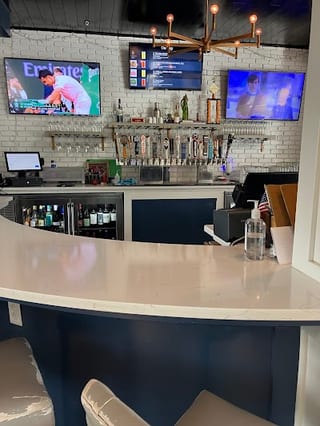 Fountainhead Wine & Beer Bar