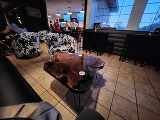 Cheyannes Steakhouse & Lounge