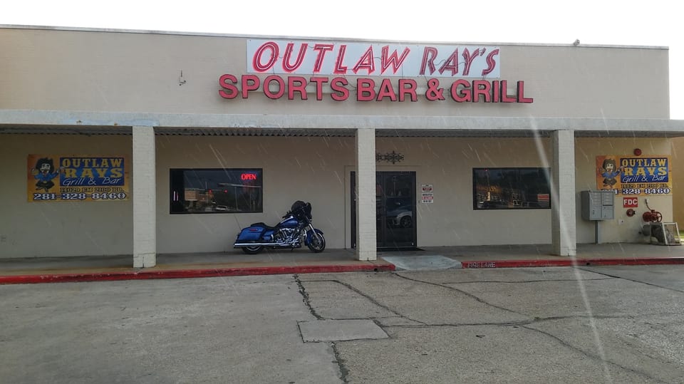 Outlaw Rays Grill