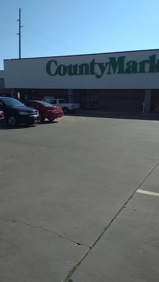 County Market - 457 - Pana