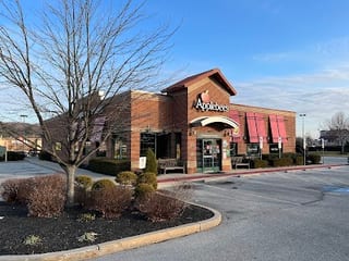 Applebees Neighborhood Grill & Bar