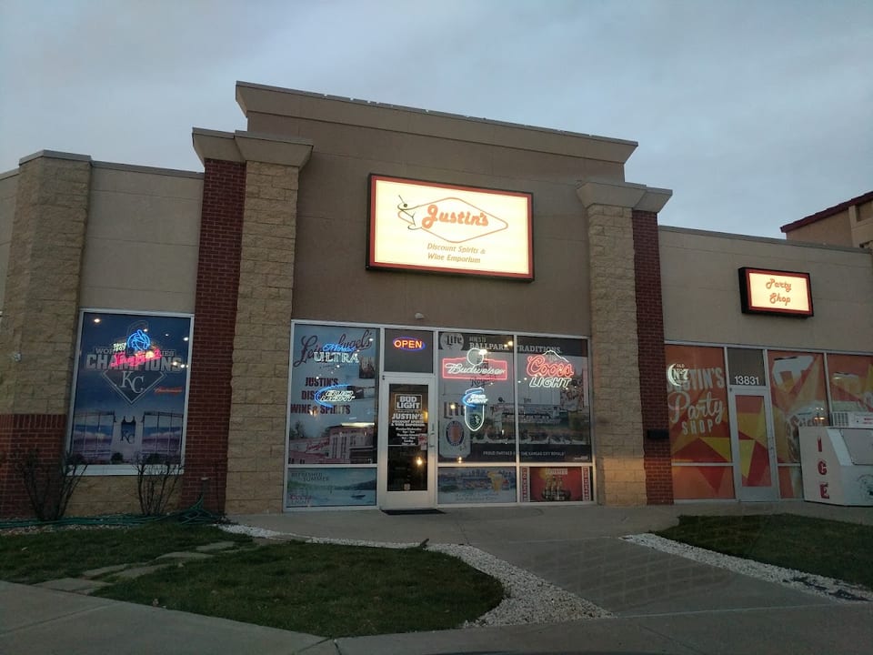 Justin's Discount Spirits