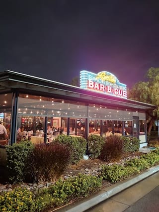 Lucilles Smokehouse Bar B Que