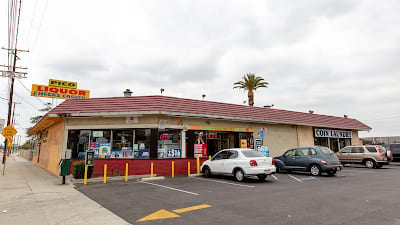 Pico Liquor & Deli