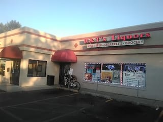 R & Ts Little Store