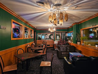 Elmwood Lounge