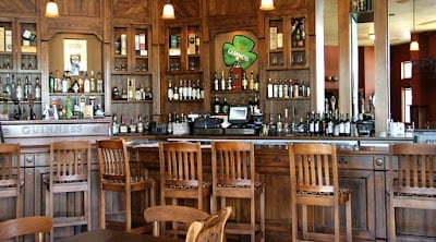 Dingle House Irish Pub