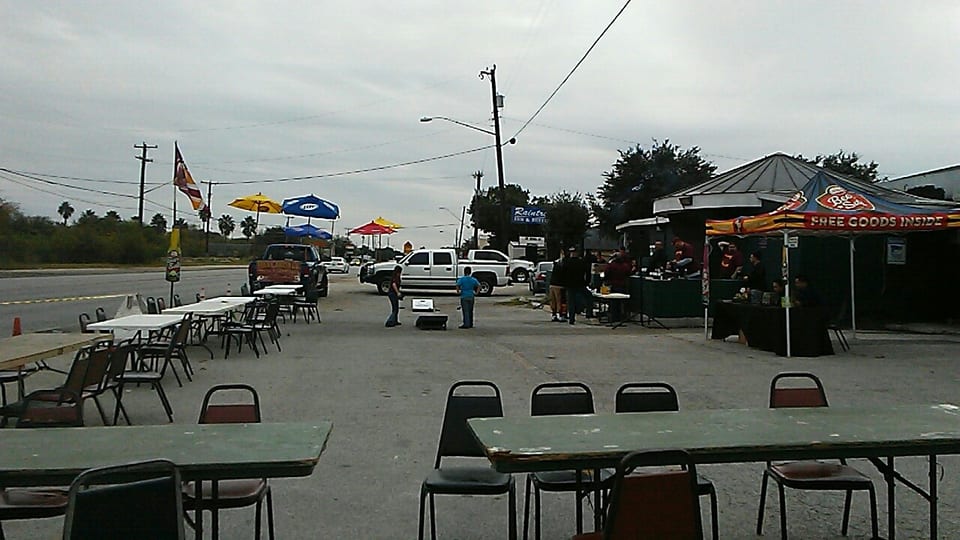 B & N Sports Bar