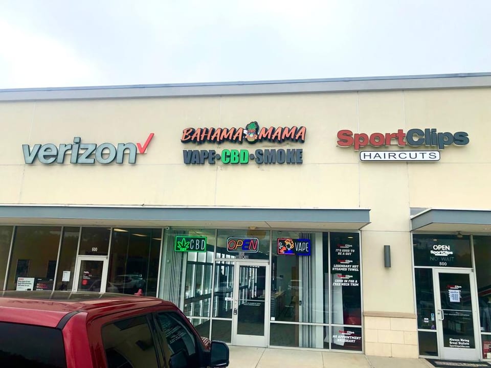 Bahama Mama - Clear Lake City