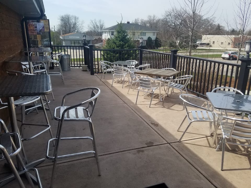 Bougey'S Bar And Grill