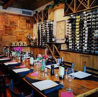 Gallos Kitchen & Bar