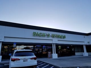 Dick's Wings & Grill