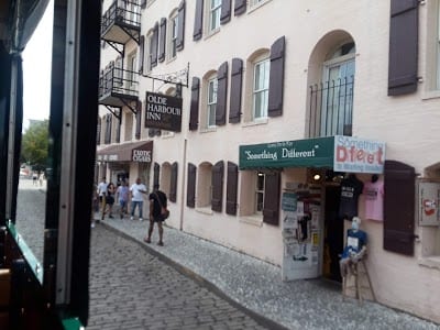 River Street Cigars (sav)