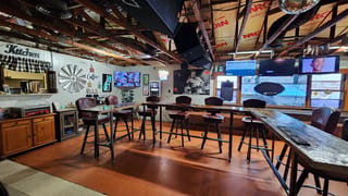 Cinnamon S Bar & Grill