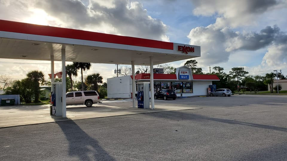 Exxon Mart