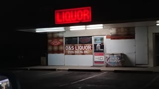 D & S Liquor