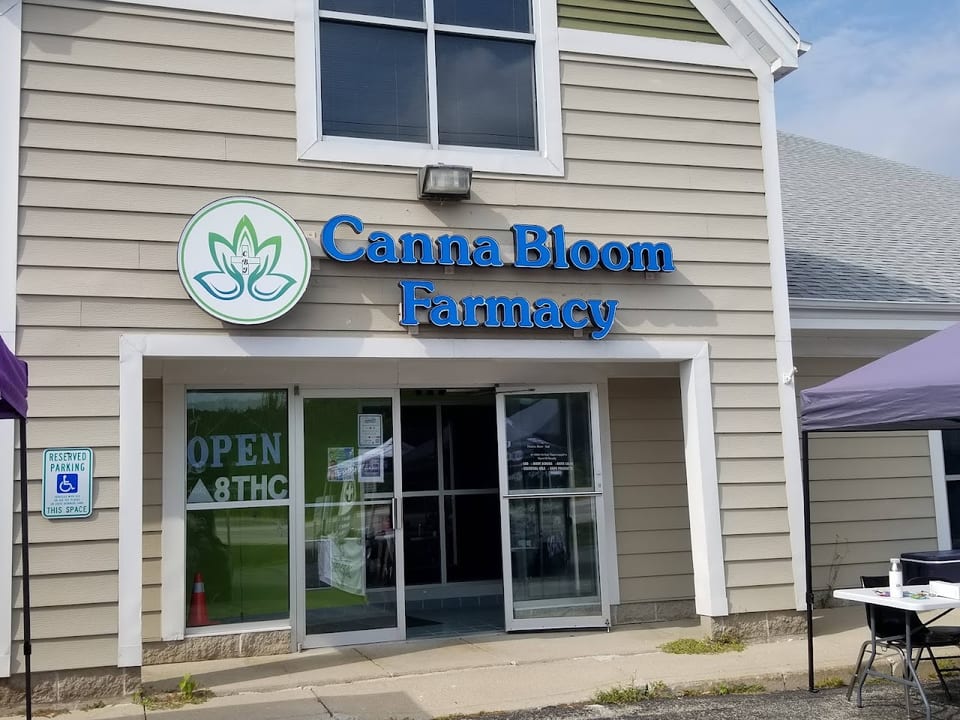 Canna Bloom Farmacy