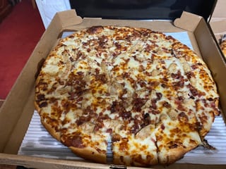 Richie Pizza Drive Thru