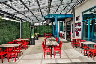 District Kitchen And Cocktails