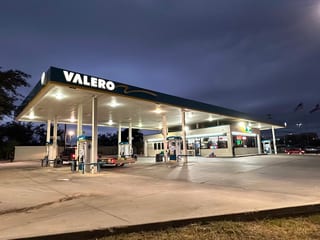 Valero Corner Store