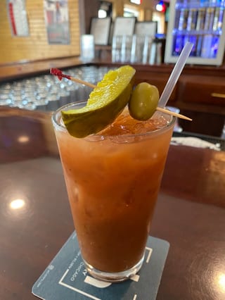 Rks Bar & Grill