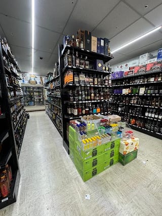 Jb S Wine & Spirits