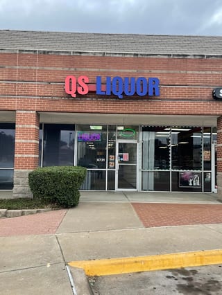 Qs Liquor