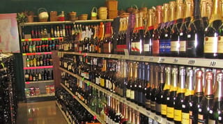 Debbs Liquor