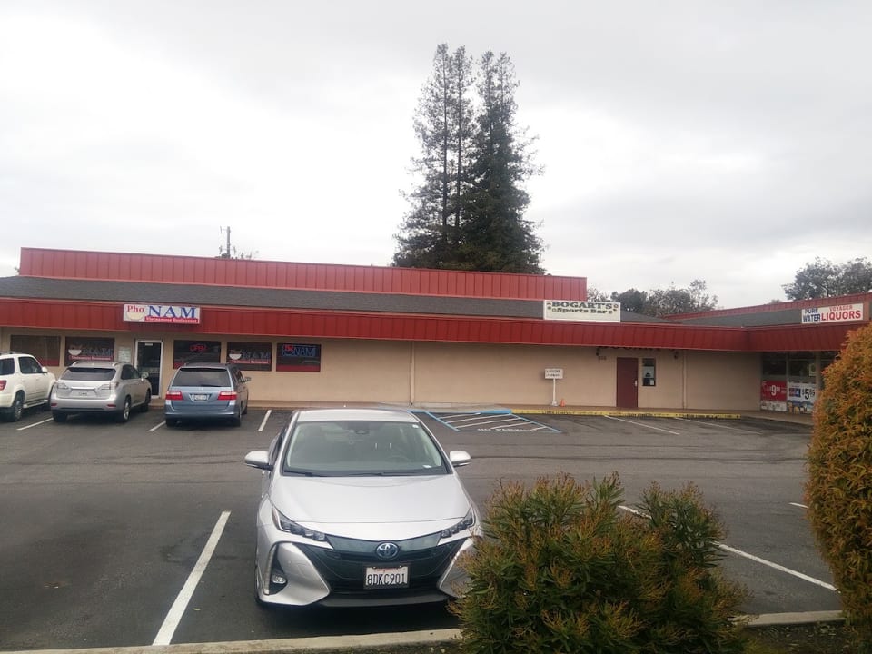 Voyager Liquor