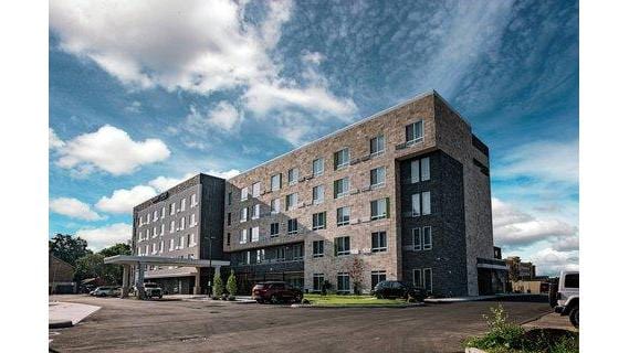 Courtyard By Marriott