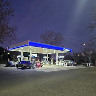Fast & Easy Mart
