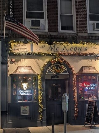 Mc Keons Pub