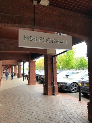M&s