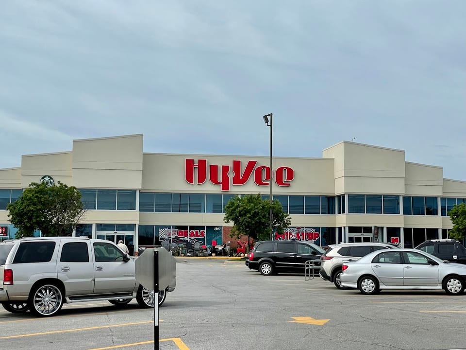 Hy-Vee Belton Market