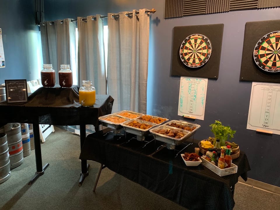 On Cue Sports Bar & Grill