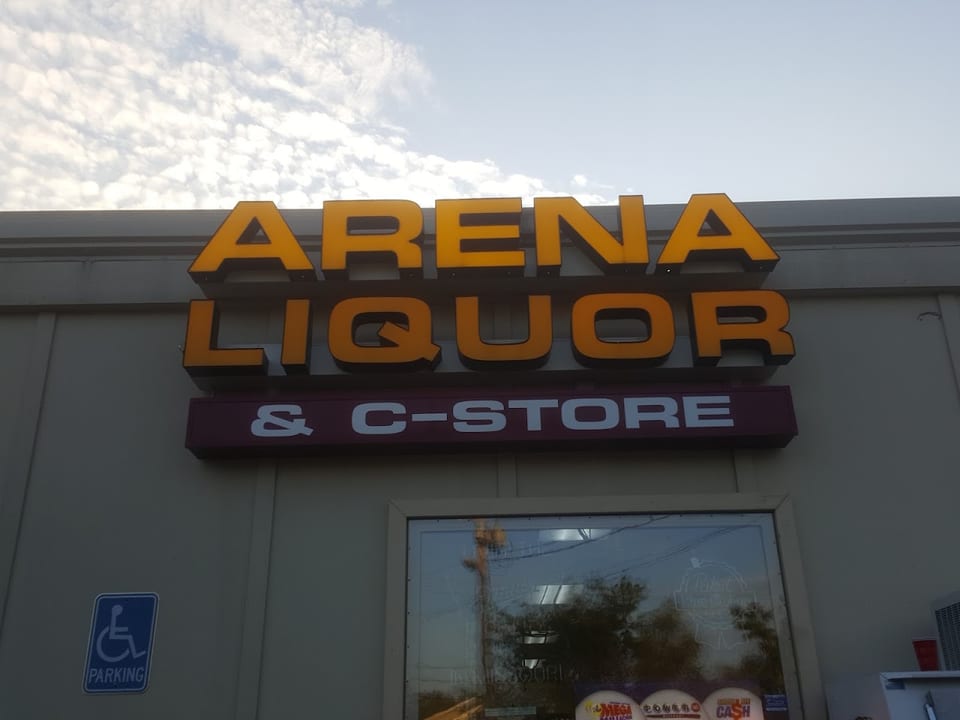 Arena Liquor & C Store