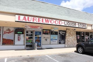 4313 Laurelwood Liquor